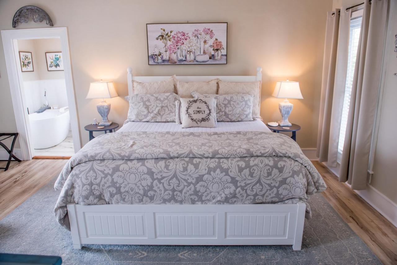Pecan Tree Inn Beaufort Екстериор снимка