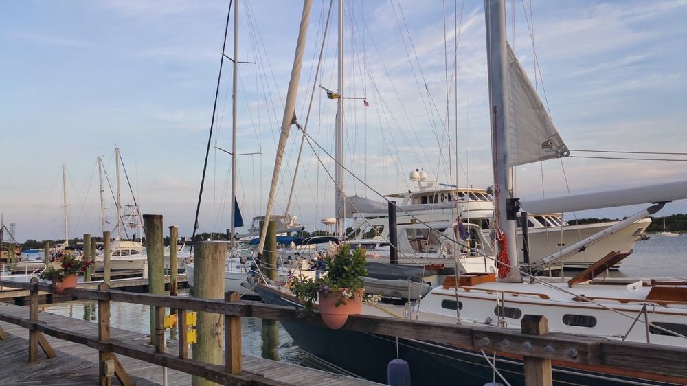 Pecan Tree Inn Beaufort Екстериор снимка